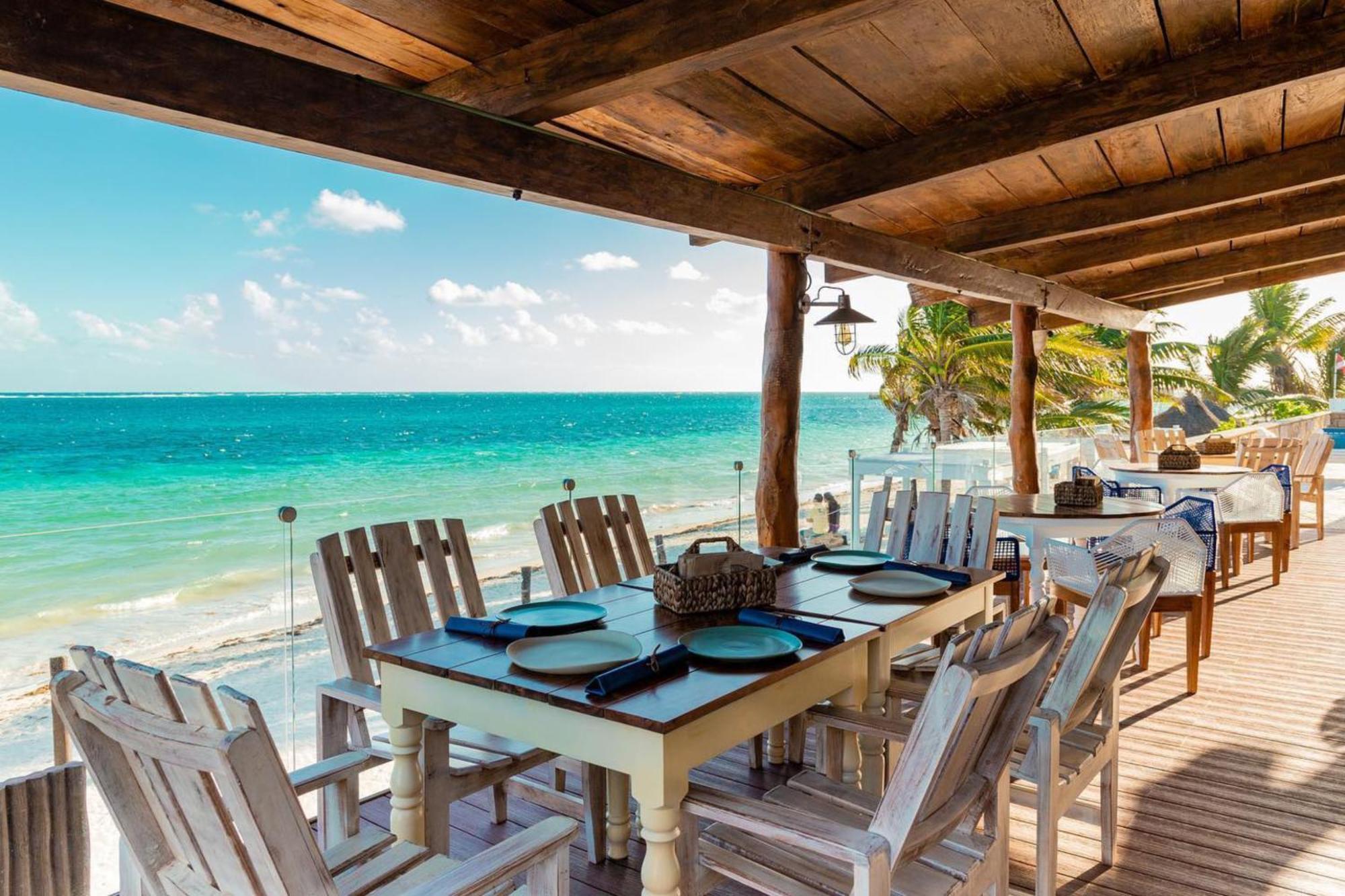 Hacienda Morelos Beachfront Hotel Puerto Morelos Bagian luar foto
