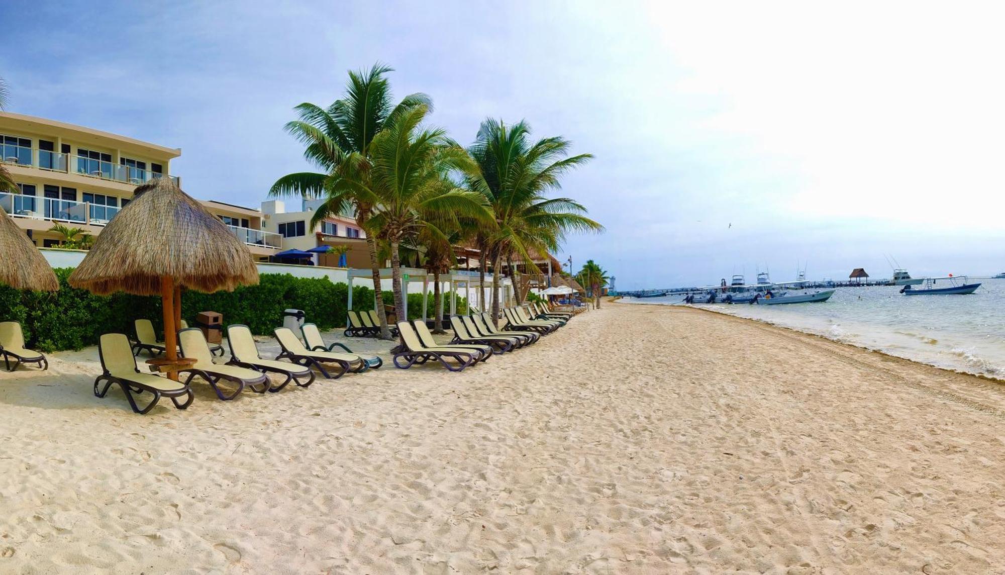 Hacienda Morelos Beachfront Hotel Puerto Morelos Bagian luar foto