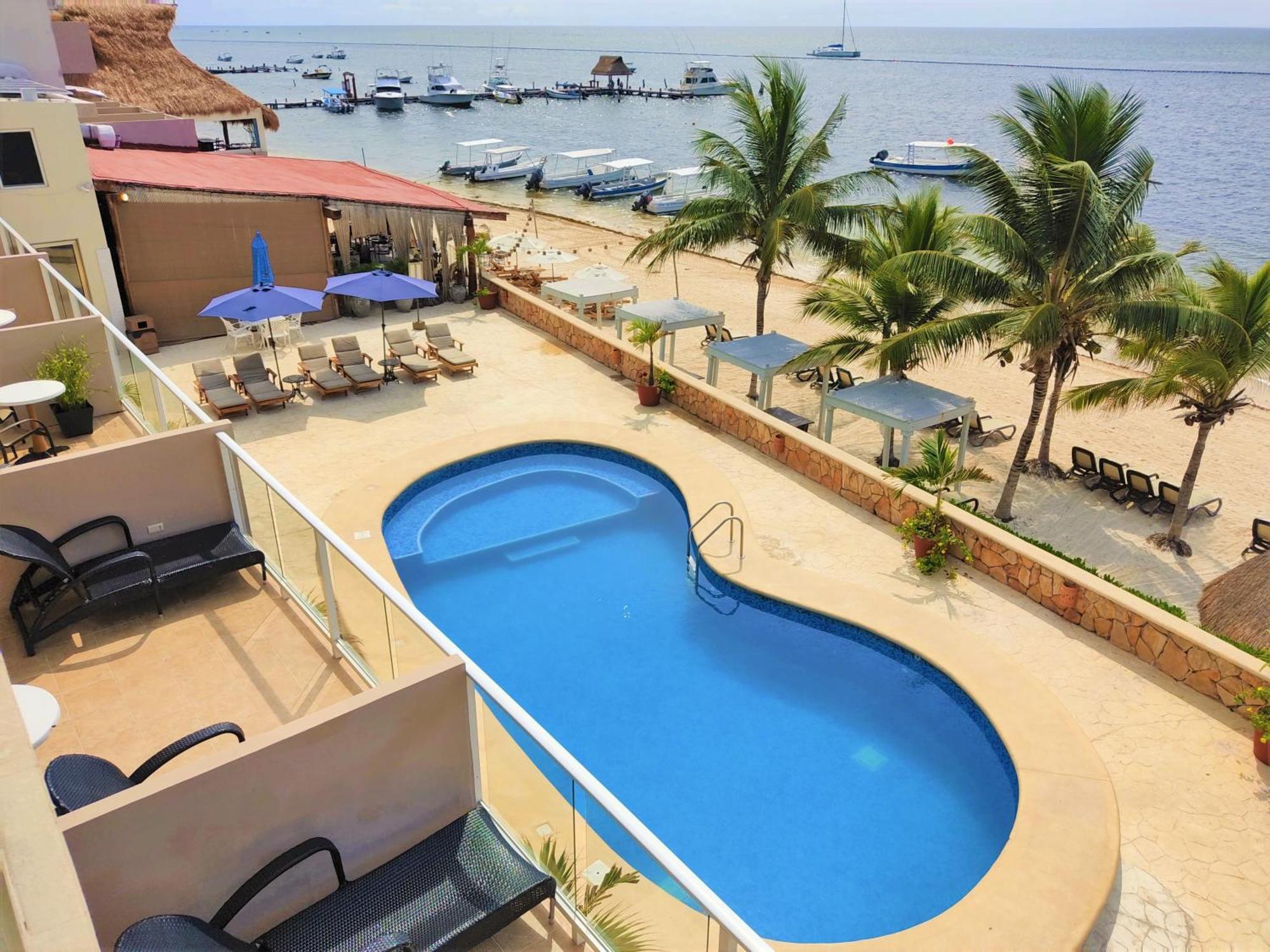 Hacienda Morelos Beachfront Hotel Puerto Morelos Bagian luar foto